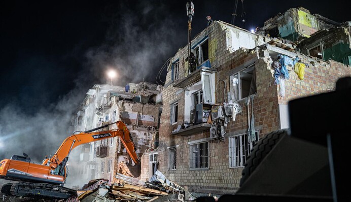 На месте удара по дому в Дарницком районе завершили спасательные работы