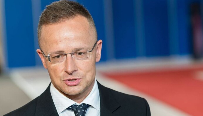 Сійярто заявив, що ЄК досі не відповіла на лист щодо українських атак на 