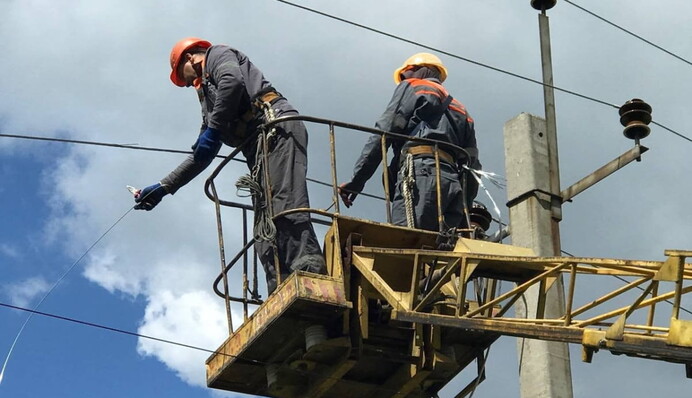 Чорноморськ залишається без світла після нічної атаки, ремонтні роботи тривають - ОВА