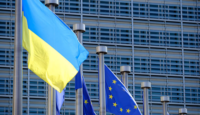 Відмова від палива з РФ та вторинні тарифи – США вимагають від Європи більшого внеску