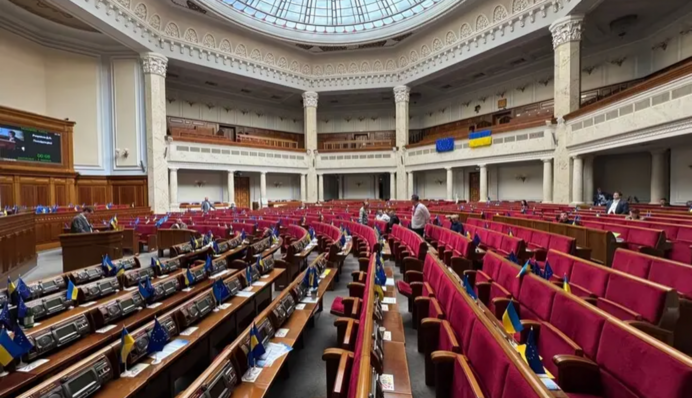 Рада может возобновить прямые трансляции заседаний из-за изменения ситуации с безопасностью – объяснение