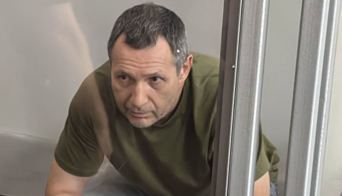 «Месть украинским властям»: подозреваемый в убийстве Парубия признал свою вину