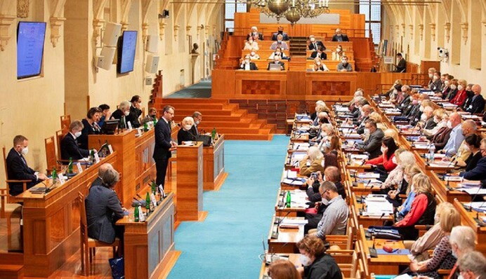 Сенат Чехії ухвалив резолюцію про насильницьку асиміляцію українців на тимчасово окупованих територіях