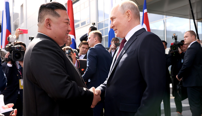 Путин поблагодарил Ким Чен Ына за участие КНДР в 