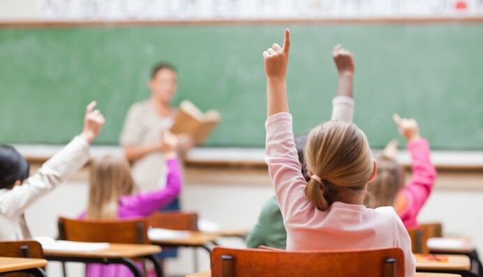 В Херсонской области открыли две подземные школы для почти тысячи детей