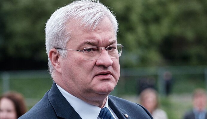 Сім країн готові прийняти зустріч Зеленського й Путіна, пропозиція щодо Москви неприйнятна — МЗС