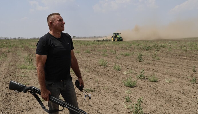 Разминировал поля и сбивал дроны: в Херсонской области россияне убили фермера Александра Гордиенко
