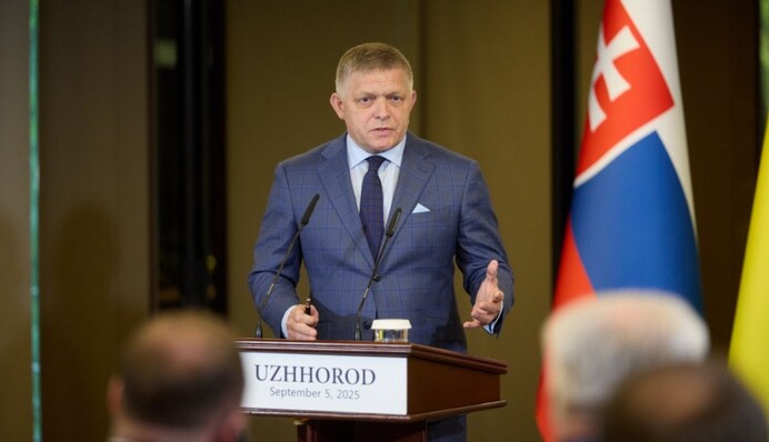 Фіцо заперечив, що говорив із Путіним про енергетичну блокаду України