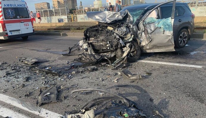 У Києві сталася ДТП на Харківському шосе: є загиблі, рух транспорту перекрили