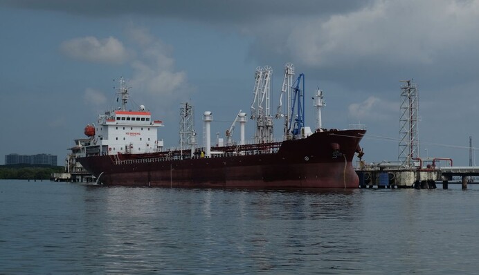 Теневый флот российских танкеров продолжает расти, несмотря на санкции