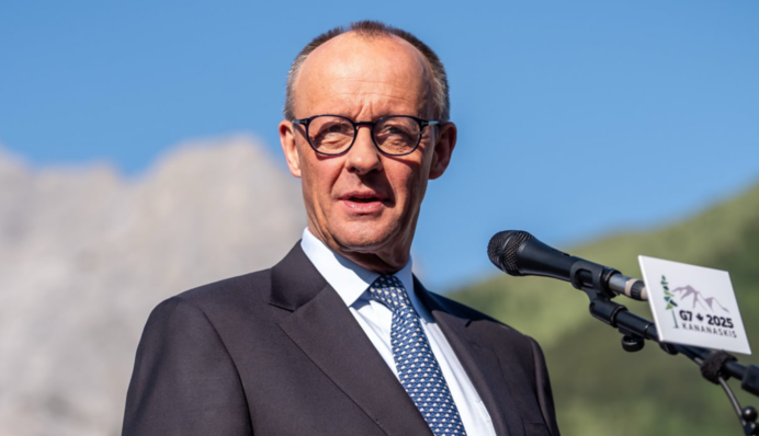 Мерц: Плани Путіна не обмежуються Україною, а стартують з неї