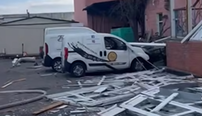 Ракетний обстріл РФ Києва: постраждали кілька пекарень