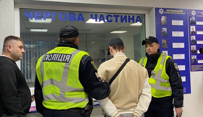 В Винницкой области мужчину подозревают в жестоком убийстве школьников