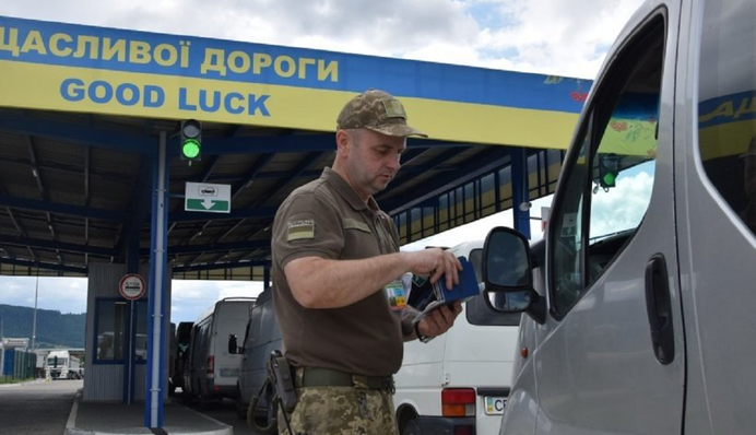 90% будут возвращаться: Олесь Доний объяснил, почему выступает за открытые границы