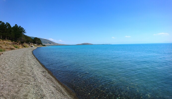 Крупнейшее озеро Армении Севан под угрозой накануне COP 17