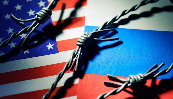 Россия частично нейтрализовала санкции США в отношении нефти, используя 