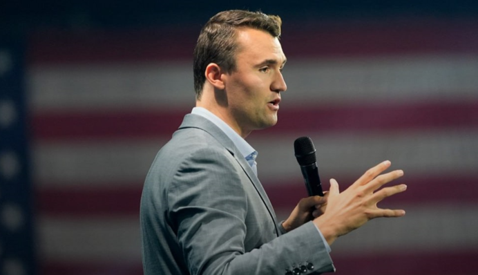 В США в результате стрельбы скончался ультраправый активист Чарли Кирк