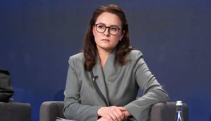 Правительство нормировало новые надбавки для учителей и воспитателей