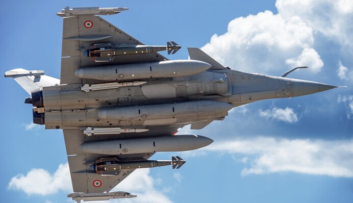 Франция направит три истребителя Rafale для защиты восточного фланга НАТО
