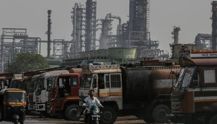 Индия остается главным покупателем российской нефти, несмотря на давление США — аналитика