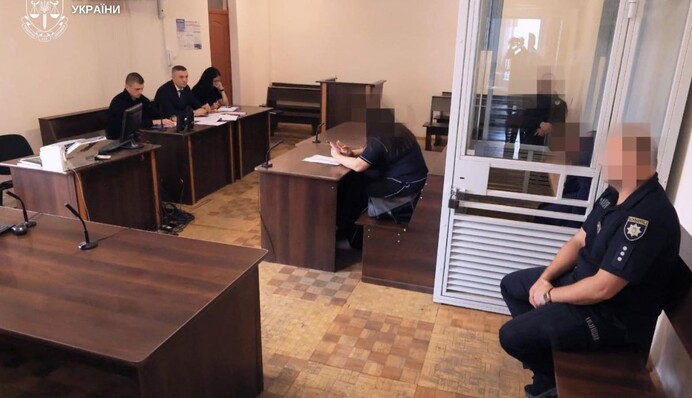 В Хмельницкой области задержали мужчин, подозреваемых в изнасиловании несовершеннолетней