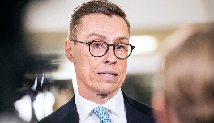 Джонсон посперечався з президентом Фінляндії через заморожені активи і відправку військ в Україну