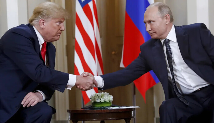 Ободренный саммитами на Аляске и в Китае, Путин двигается против Европы и Украины – WP