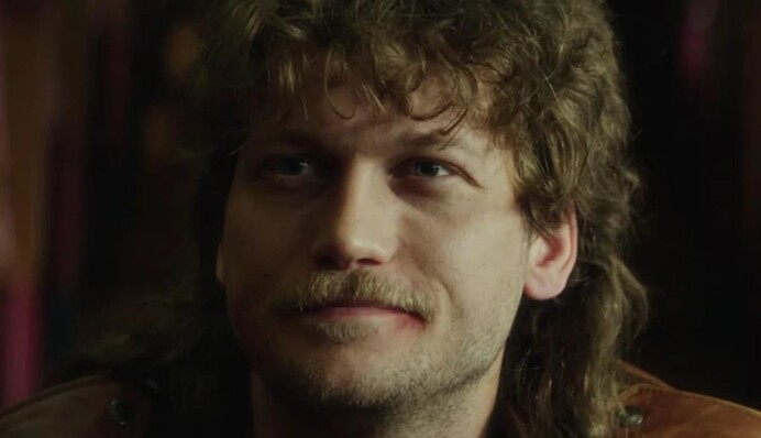 Актер Темляк, обвиняемый в домашнем насилии, отказался от 