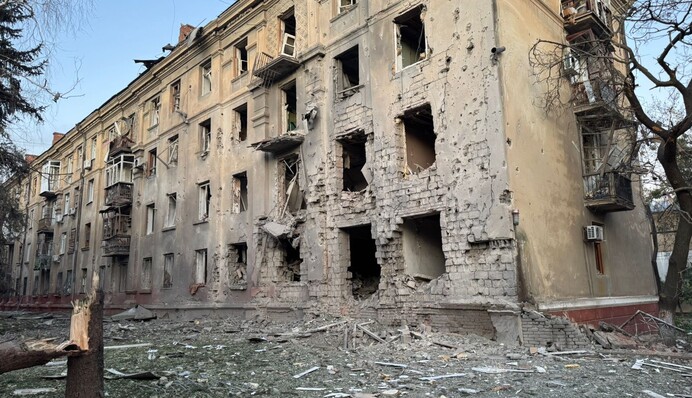 Россияне ударили тремя бомбами по центру Краматорска, девять раненых