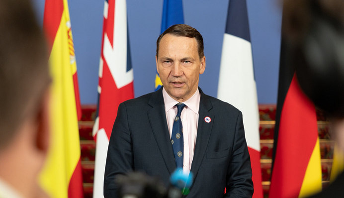 Польша призывает Китай повлиять на РФ по поводу миграционного кризиса на границе