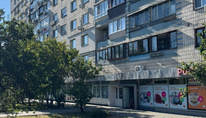 Прокуратура повернула Києву незаконно відчужену нерухомість на Русанівці у 8 млн грн