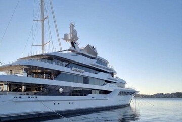 Три с половиной года под арестом: когда и по какой цене продадут яхту Медведчука