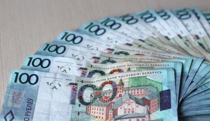 Лукашенко впроваджує тотальний контроль за білоруськими банками — СЗР