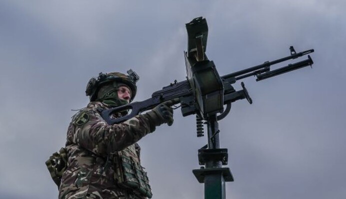 Ночью россияне атаковали Украину 172 дронами и двумя ракетами