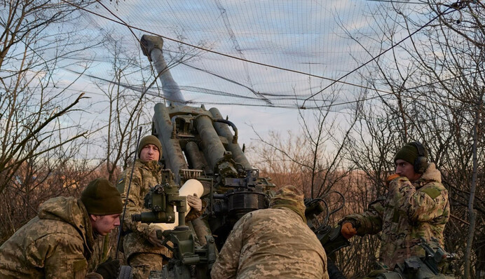 Антидронові сітки на фронті: як Україна захищає дороги від дронів-камікадзе