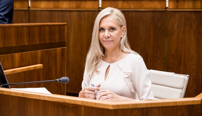 Словакия и Венгрия будут сопротивляться давлению Трампа по поводу покупки нефти и газа из РФ — Bloomberg