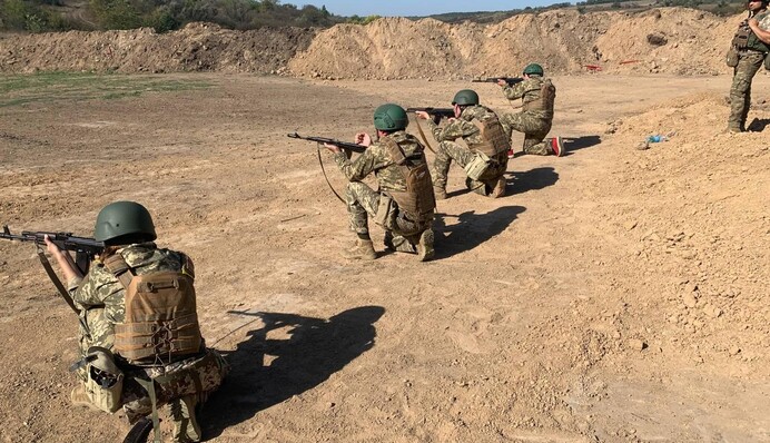 Базовая военная подготовка для студентов: юрист рассказал об обязательных правилах