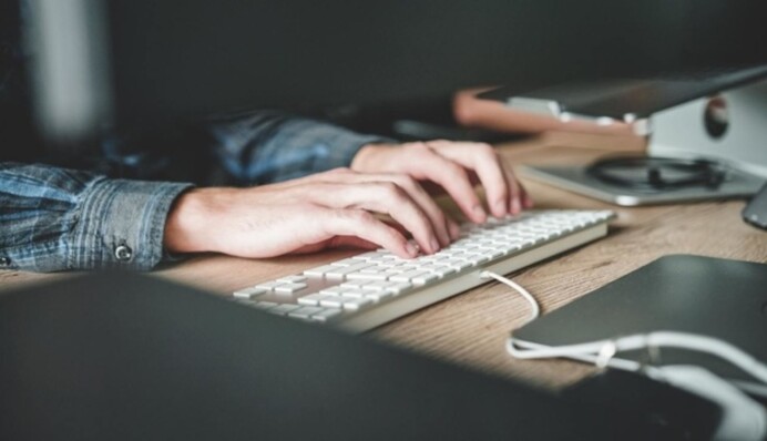 Рада приняла закон о Единой информационной системе соцсферы – объединит более 30 реестров