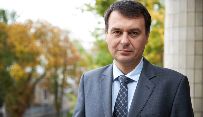 Нові зарплати для вчителів: Гетманцев розповів, кого не торкнеться ініціатива