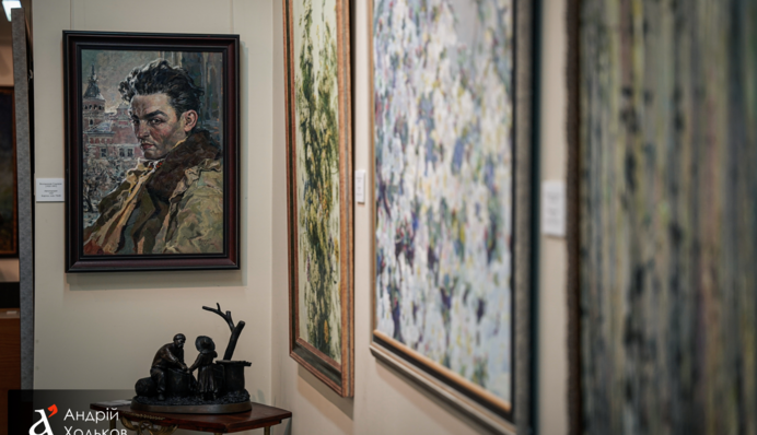 Присвячена 100-річчю живописця: у Києві відкрилась виставка Володимира Сидорука — фоторепортаж