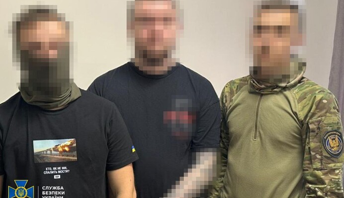 СБУ затримала двох чоловіків, які переправляли до РФ українські SIM-карти для ворожих дронів