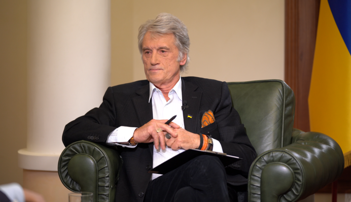 Тільки одна країна виконала всі зобов'язання: Ющенко про провал Будапештського меморандуму