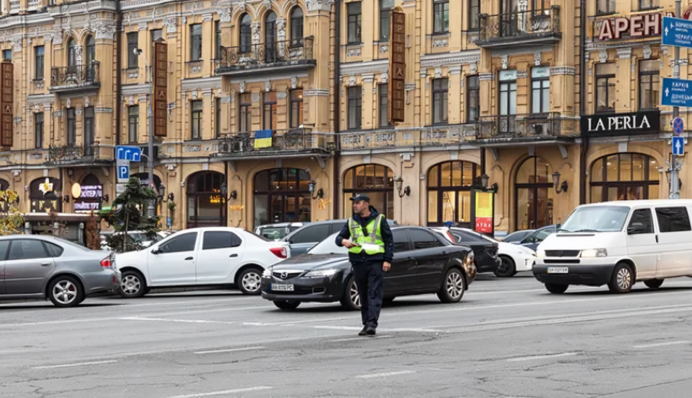 Хрещатик у Києві щодня о 09:00 перекриватимуть для хвилини мовчання