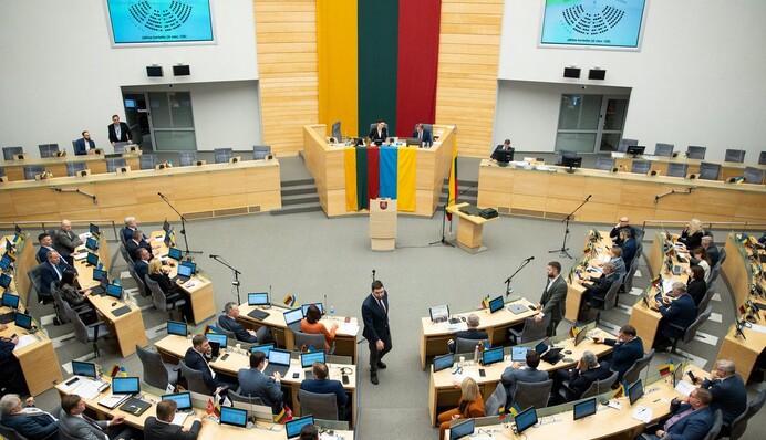 Сейм Литвы позволил армии быстрее сбивать угрожающие воздушному пространству дроны