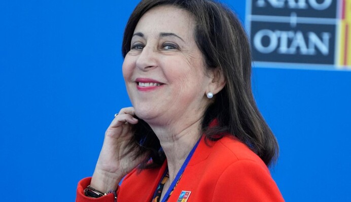 Літак із міністеркою оборони Іспанії зіткнувся зі спробою заглушити GPS біля Калінінграда