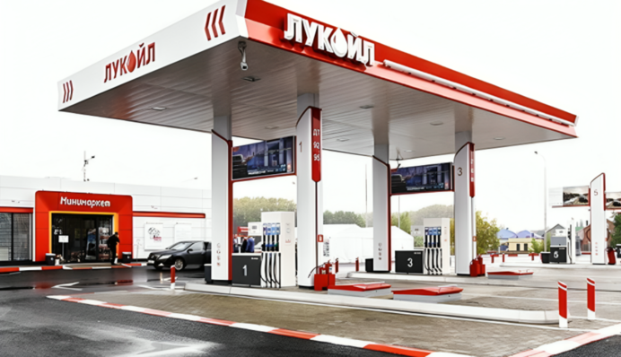 Паливна криза у РФ дісталася Москви та Підмосков’я – обмежують продаж бензину в каністрах