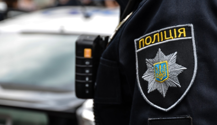 Полиция получила предупреждение о минировании школ, зданий и ТРЦ в Киеве: детали