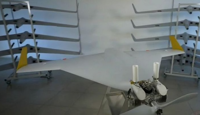 Дешевый и массовый: РФ запустила новый дрон «Италмас» для перегрузки ПВО