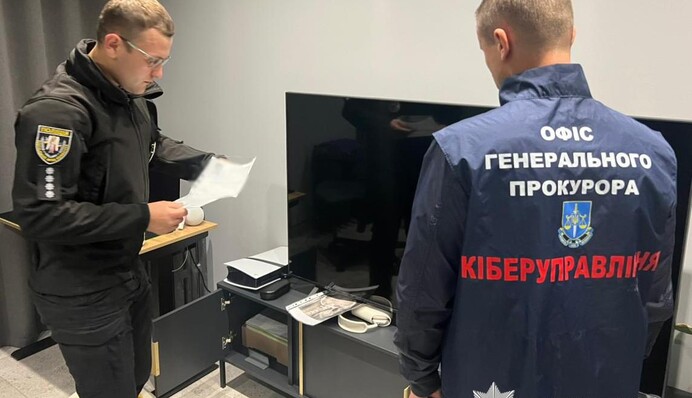 Похищение $1,5 миллиона из госучреждения США: полиция разоблачила разработчика веб-ресурсов