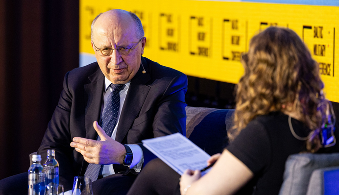 Евросоюз создаст дроновую, морскую и наземную 